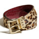 GUESS - Reversible Leopard-Printed Haircalf Belt von Eiza González